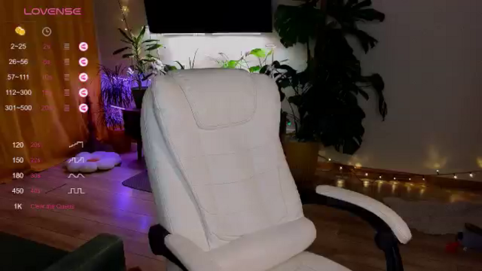 AliceQueeny