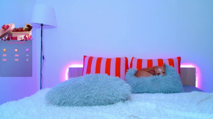 Tease_Lisa