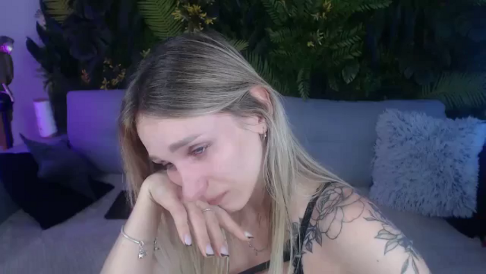 Horny_Blond