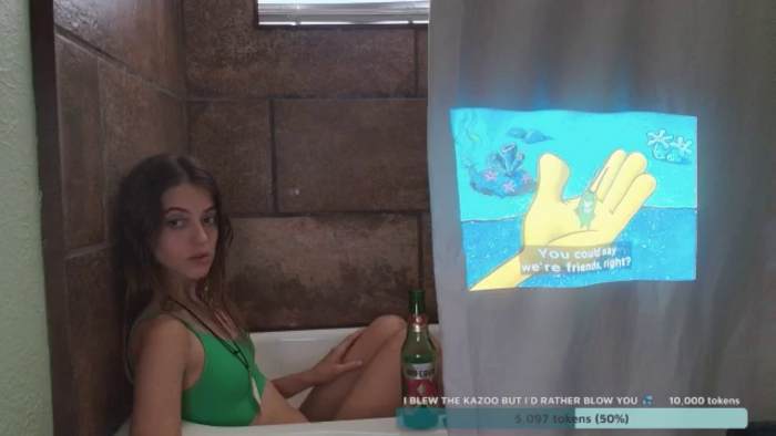 NaomiDee