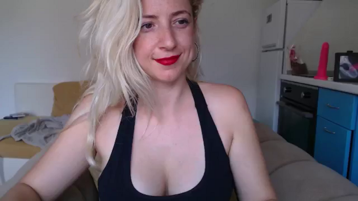 Miss_Born