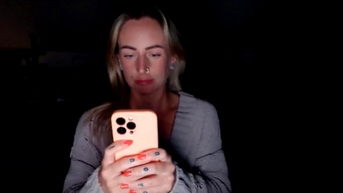 Lena_bee