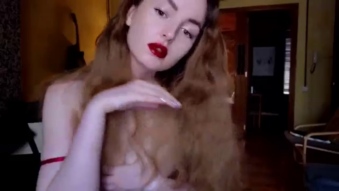 Red_Lips_Girl