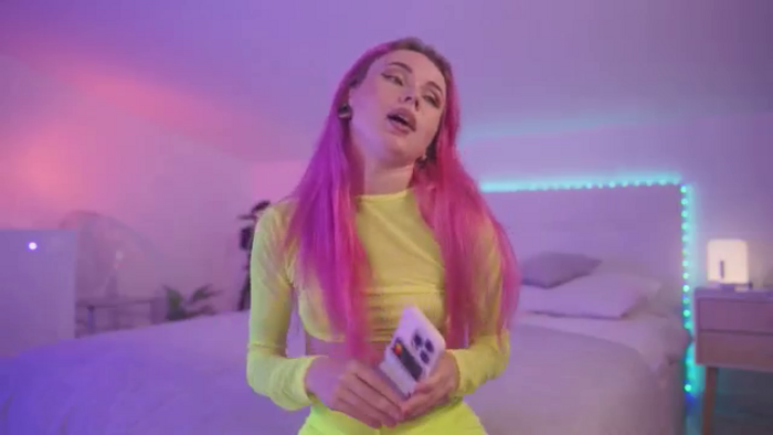 Sarah_Pink