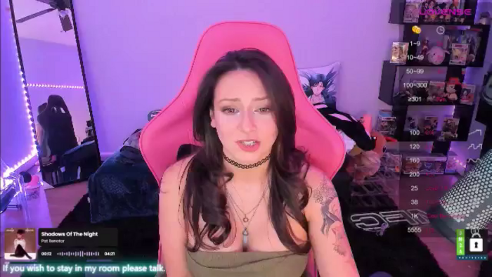 Alyx_Singer