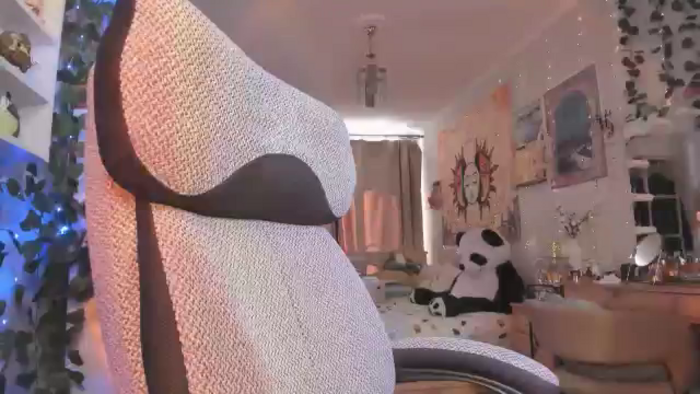 KellyAsian