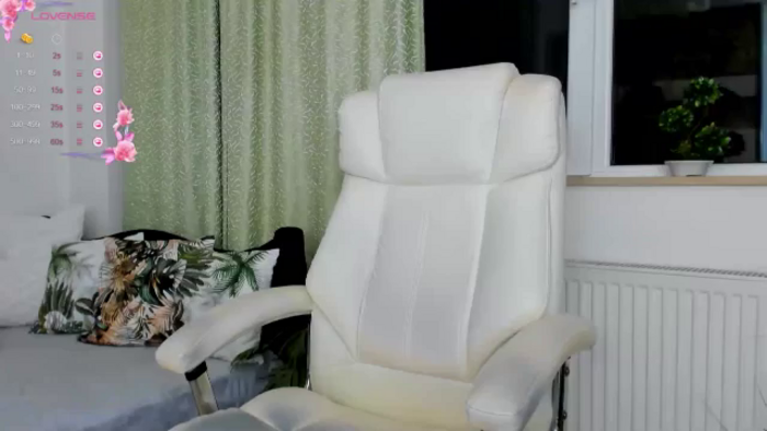 Queenevamaria