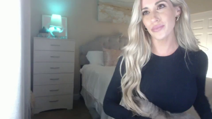 Queen_bambii