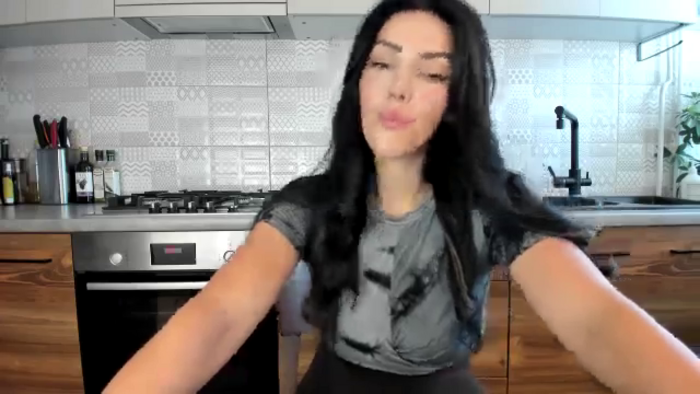MissNelly_