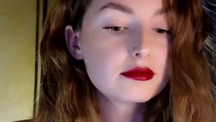 Red_Lips_Girl