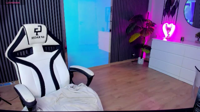 SeraVonDee