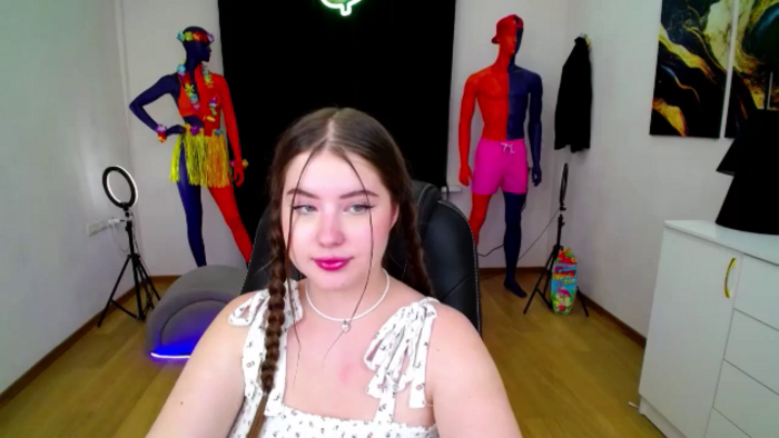 AdmireMyEyes