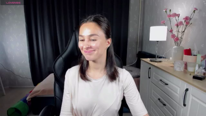 Ella_Stern