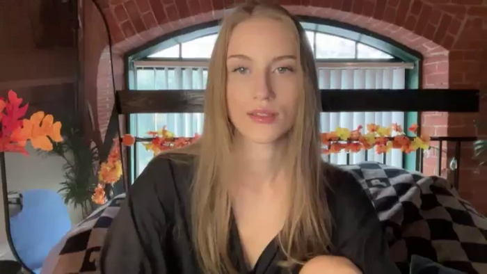 Luna_Moore1