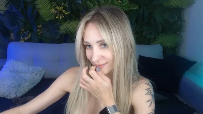 Horny_Blond