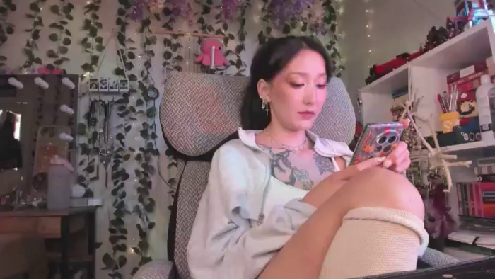 KellyAsian