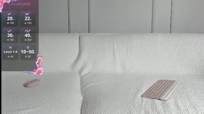 ShyEyesBlondy