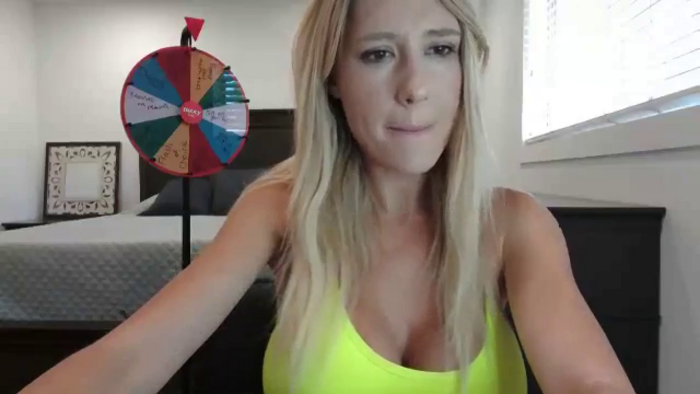 blond_milf