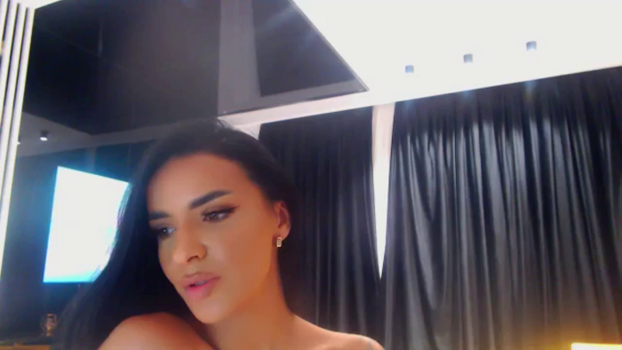 NicoleCrystal