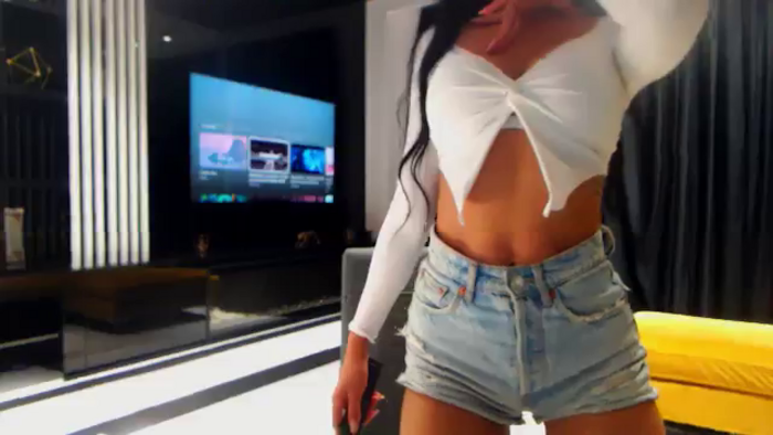 NicoleCrystal