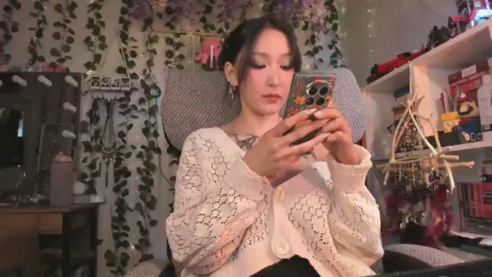 KellyAsian