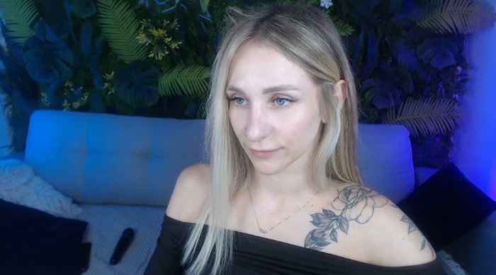 Horny_Blond