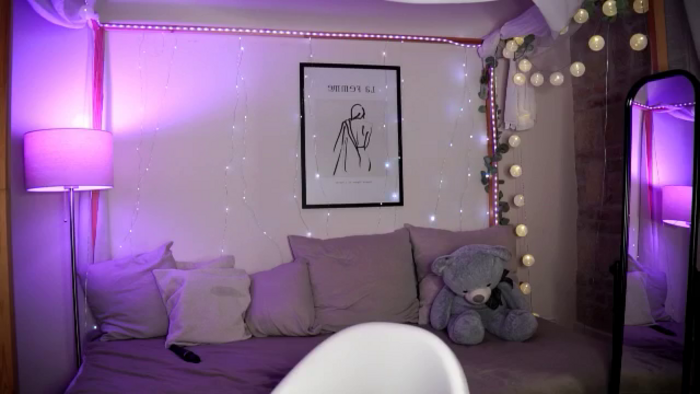 Naomii18