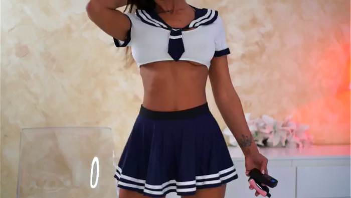 Evelyn_Evy