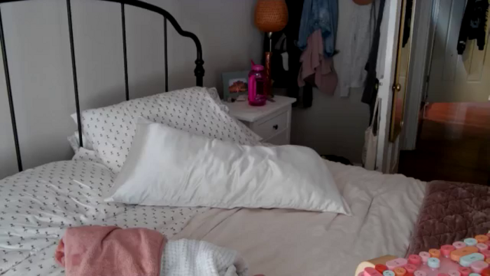 Lena_bee