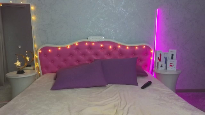 ArianaPetite