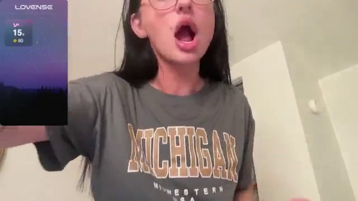 Mystery_Milf
