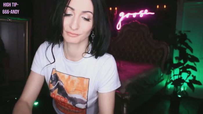 Lucy_Goose