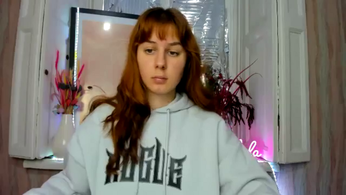 ArianaLu