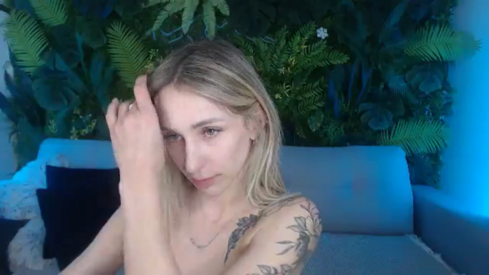 Horny_Blond