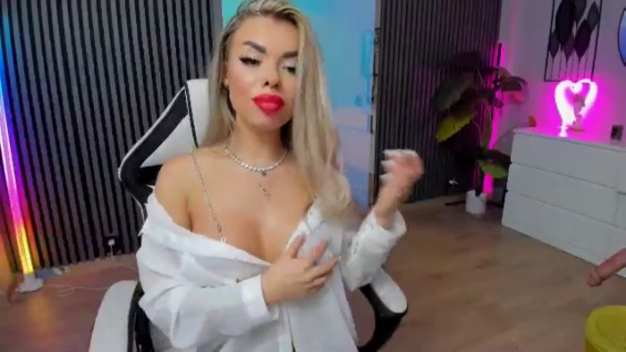 SeraVonDee