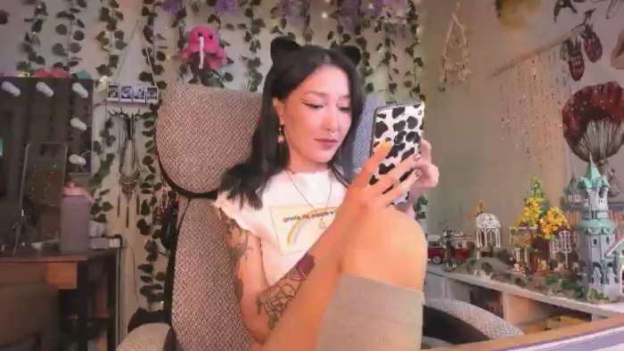 KellyAsian