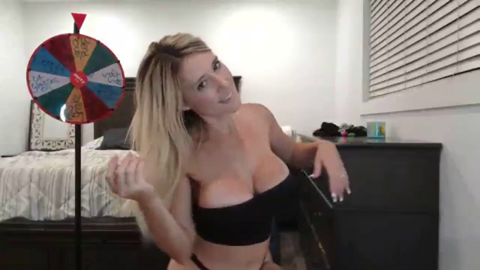 blond_milf