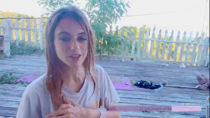 NaomiDee