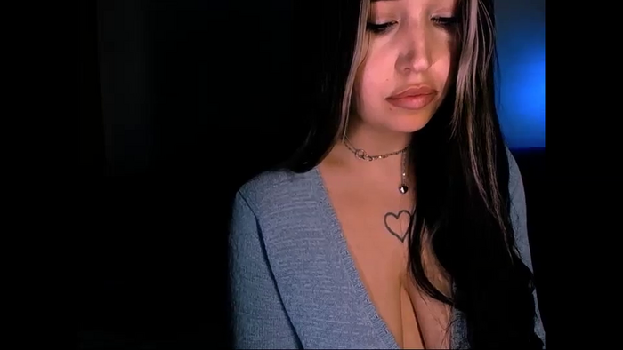 Shy_Girll_