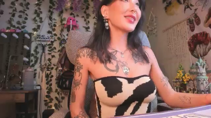 KellyAsian