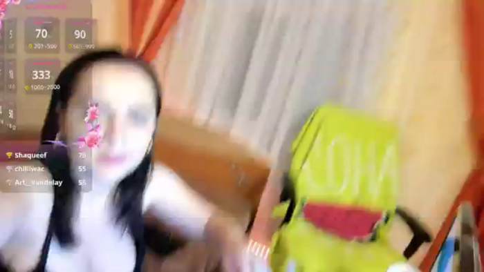 Adela26