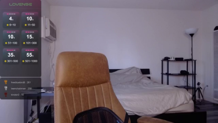 Olivia_Jeass