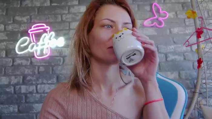Karoline121