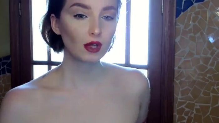 Red_Lips_Girl