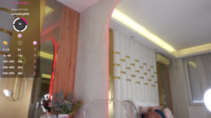 Lexy_Angell