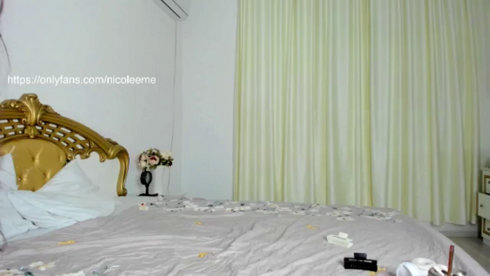 NycoleAniston