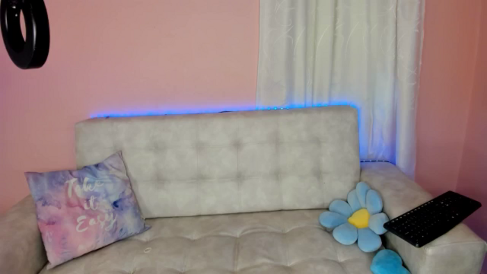 Tiny_Cora