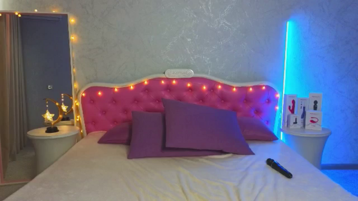 ArianaPetite