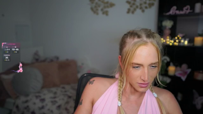 NicoletteShea