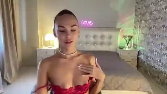 2024/10/17/mfc-briana_coxx-03-17-43